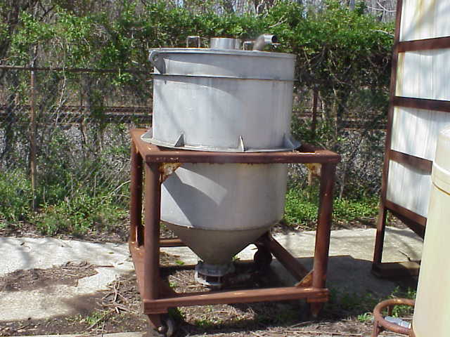 120 Gallon Stainless Steel Portable Tank/hopper.  Head and shell thickness .125